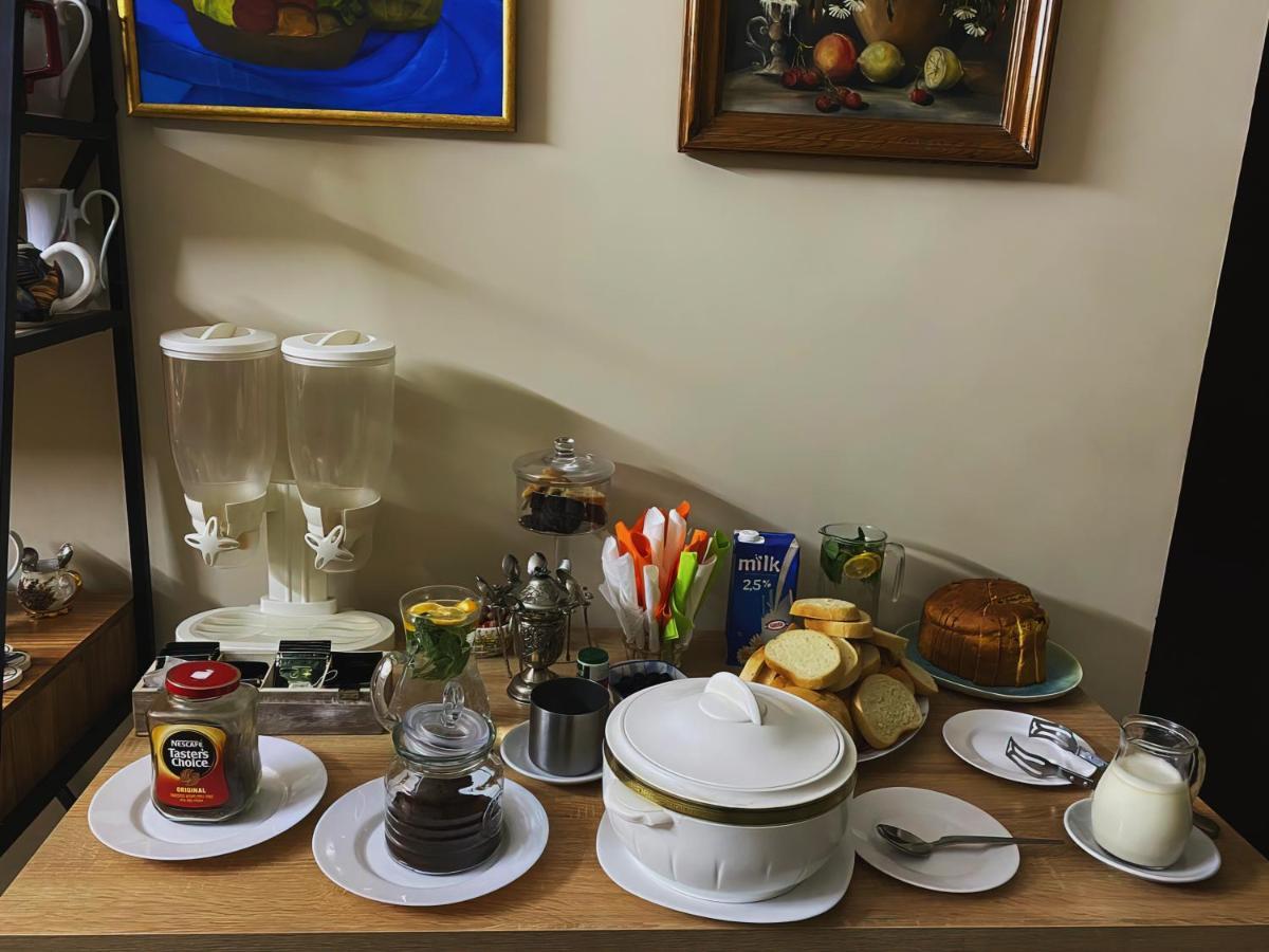 Westay Hotel Тбилиси Екстериор снимка